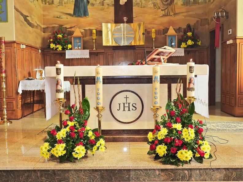 2022-Konsekracja kościoła - J. E. Abp Adam Szal-0119